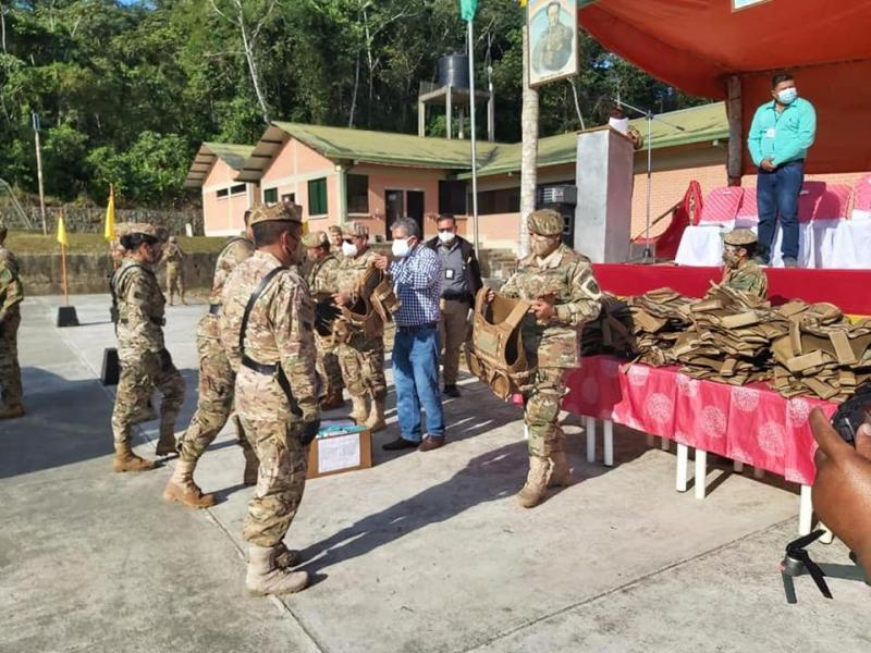 Inauguran ocupación de instalaciones del regimiento que protege al TIPNIS y que capacita a indígenas