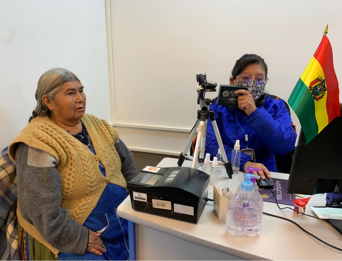 Segip: Más de 2.000 adultos mayores se beneficiaron con una cédula de identidad gratuita