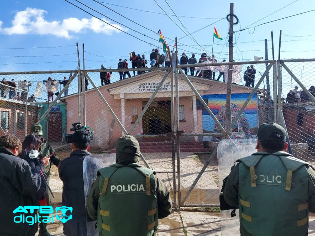 Reclusos de Chonchocoro radicalizan sus protestan y exigen igualdad ante los “privilegios” de Áñez