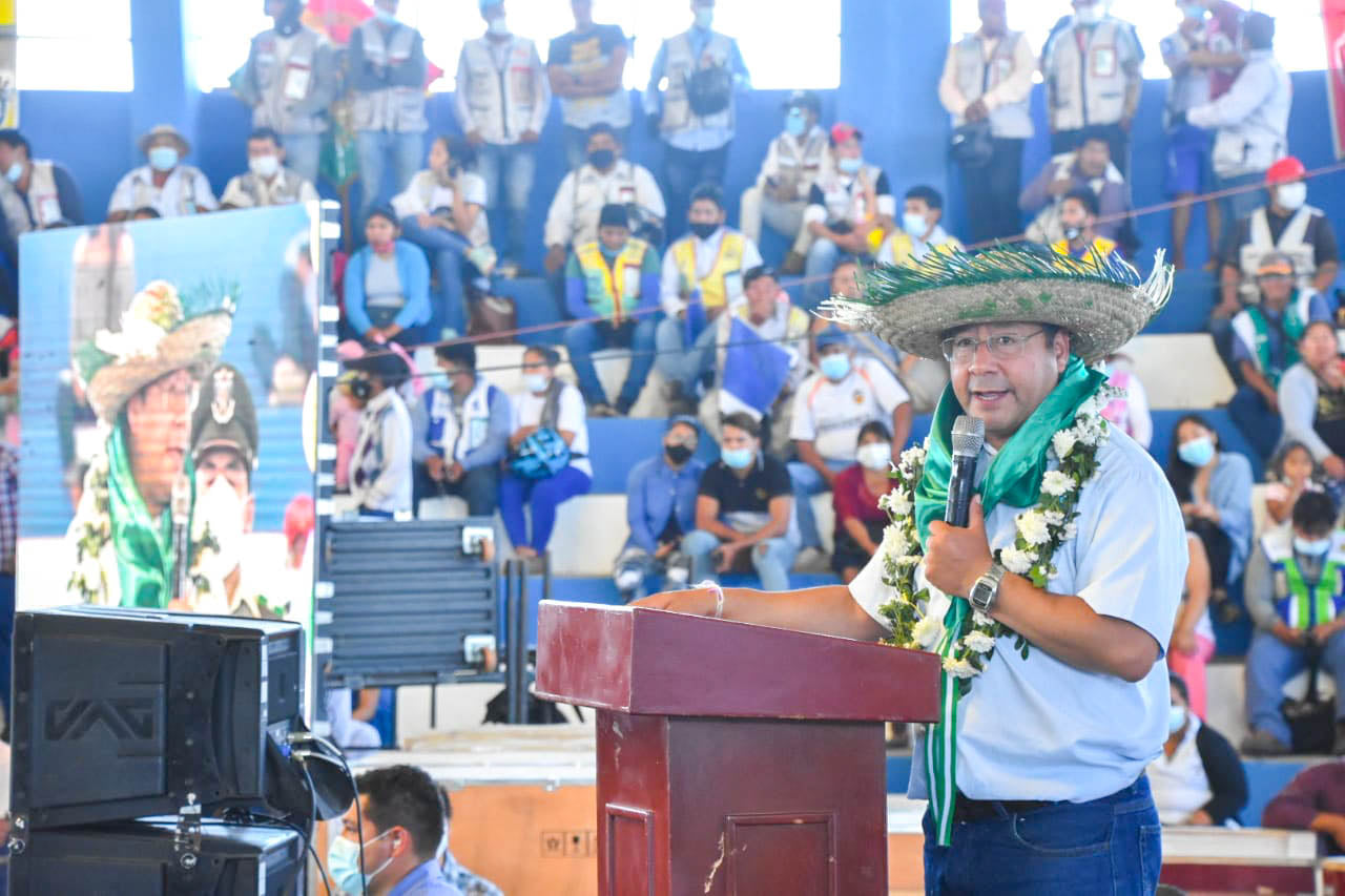 Arce ratifica que la economía boliviana “poco a poco” empieza a mostrar signos de recuperación