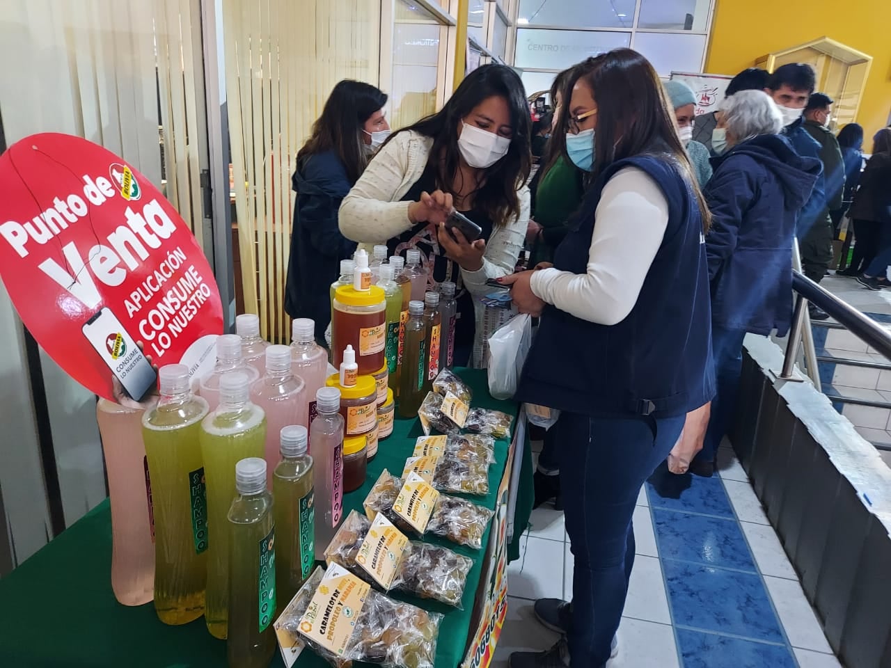 Productores generan Bs 8 millones en ventas mediante la app móvil “Consume lo nuestro”