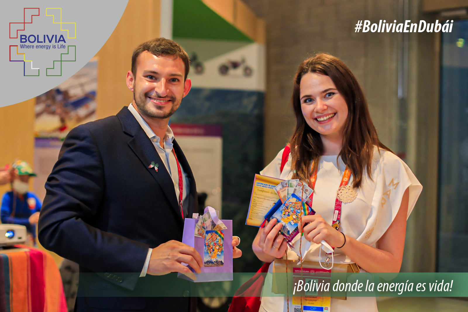 La Feria de la Alasita sorprende al mundo entero durante la Expo Dubái