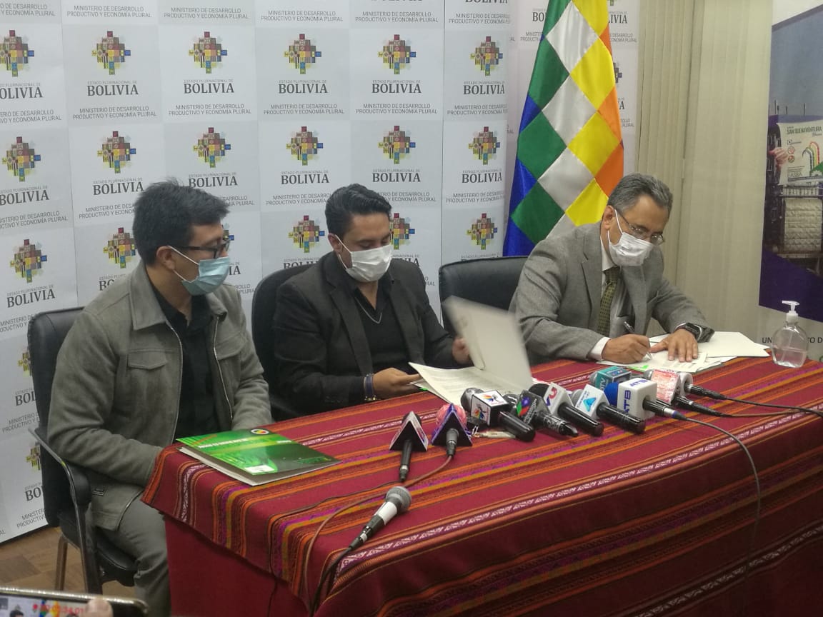 Easba y Delizia firman contrato para la provisión de 120.000 qq de azúcar por Bs 15,4 millones