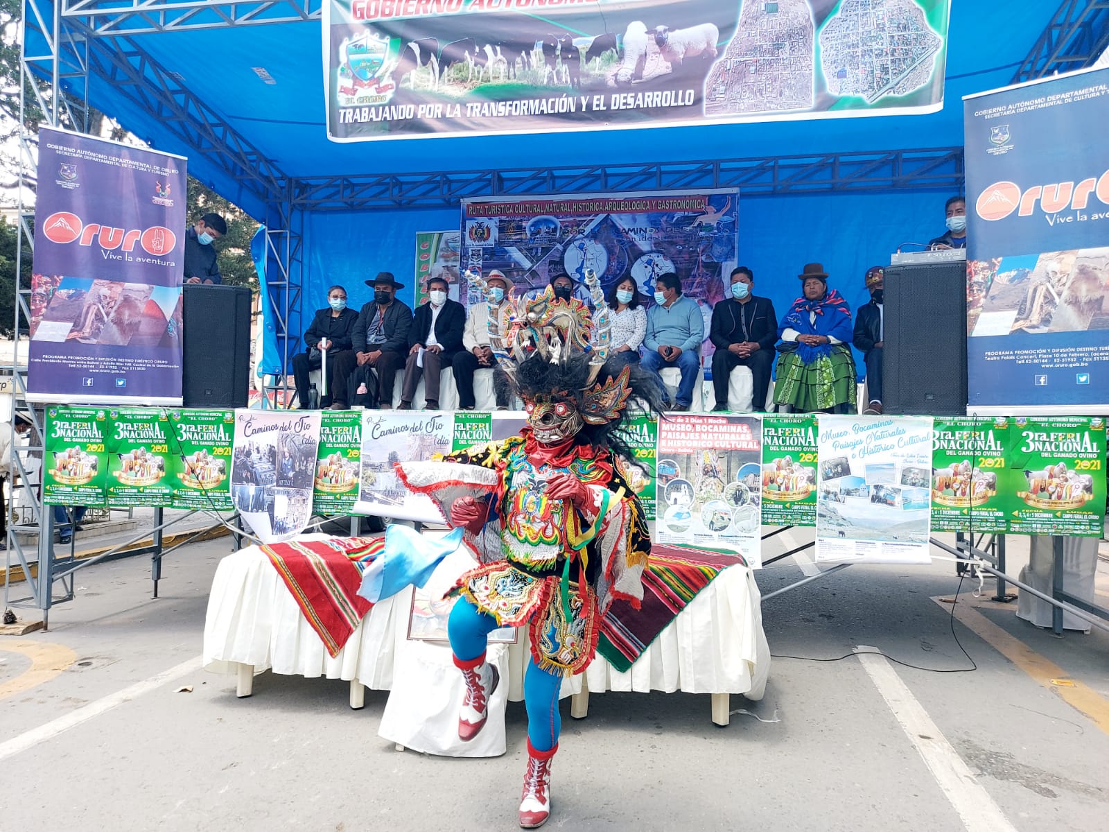 Promocionan la ruta turística “Por los Caminos del Tío” que une a seis municipios de Oruro