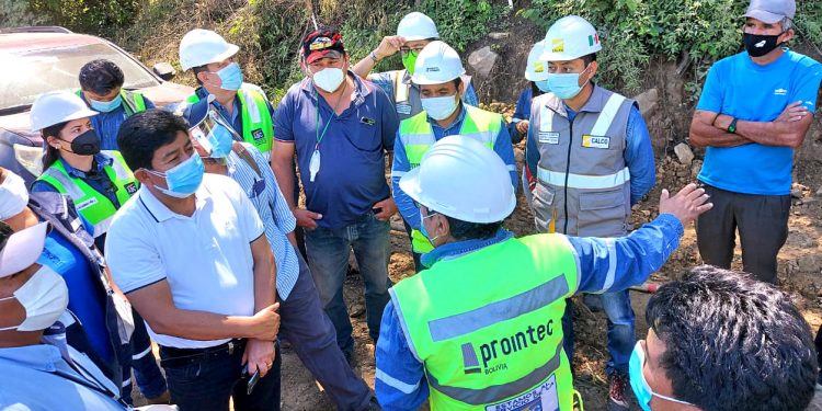 Ministro Montaño y transportistas inspeccionan la carretera que une a Santa Cruz, Cochabamba y Chuquisaca
