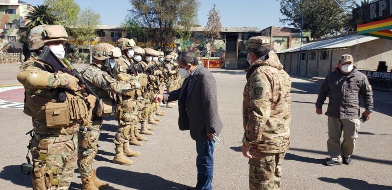 Ministro Novillo visita instalaciones de regimiento donde se construye museo en homenaje a Esteban Arce