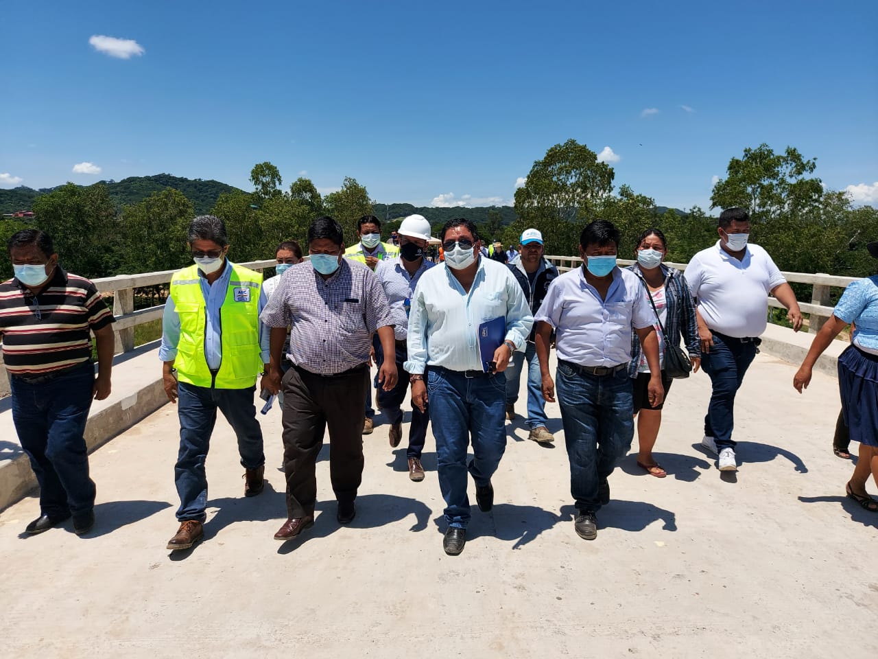 Gobierno invertirá este año Bs 1.273 millones para la construcción de carreteras en Santa Cruz