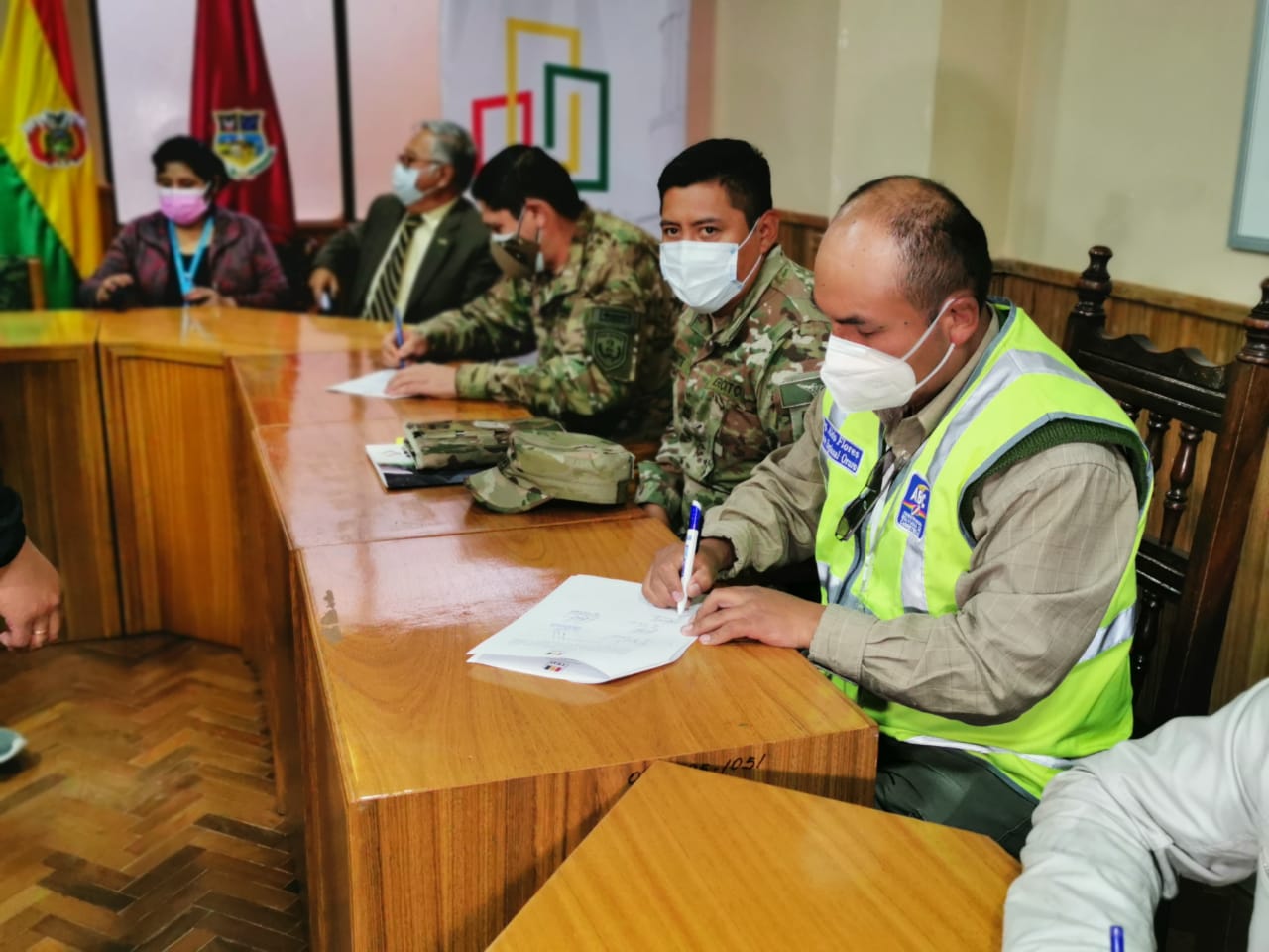 ABC firma acuerdo para garantizar libre tránsito y traslado de material electoral en comicios subnacionales