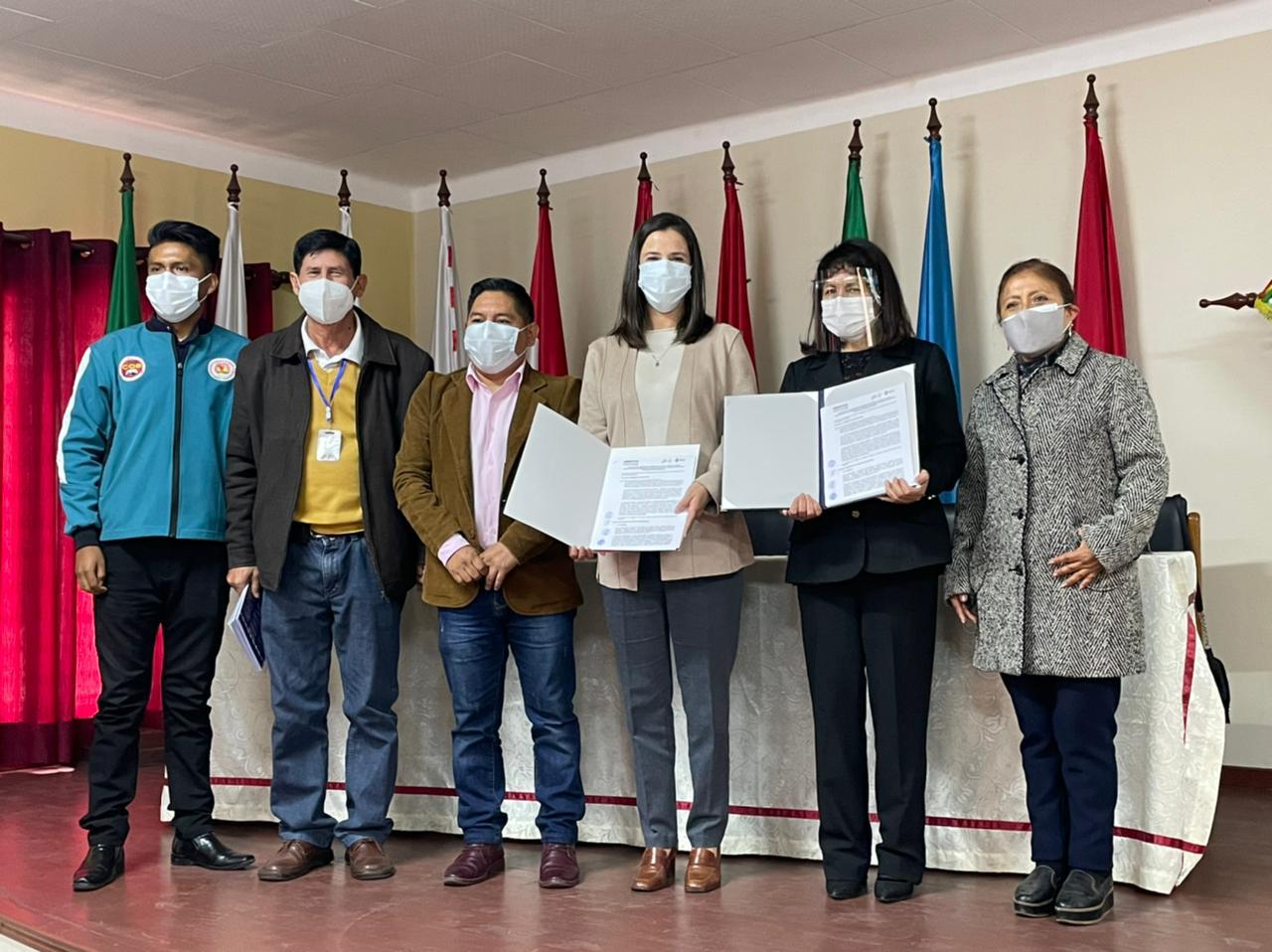 ABEN y UNEFCO suscriben convenio que promueve la introducción de la ciencia nuclear en la formación de maestros