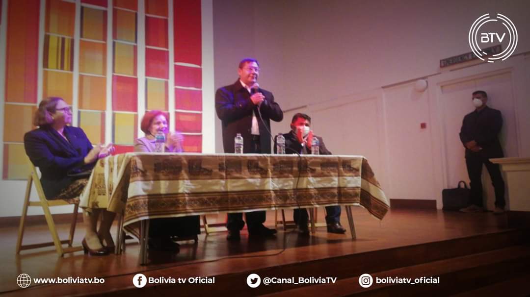 Presidente destaca importancia de la recuperación de la democracia para retomar las riendas de la economía, la salud y la educación