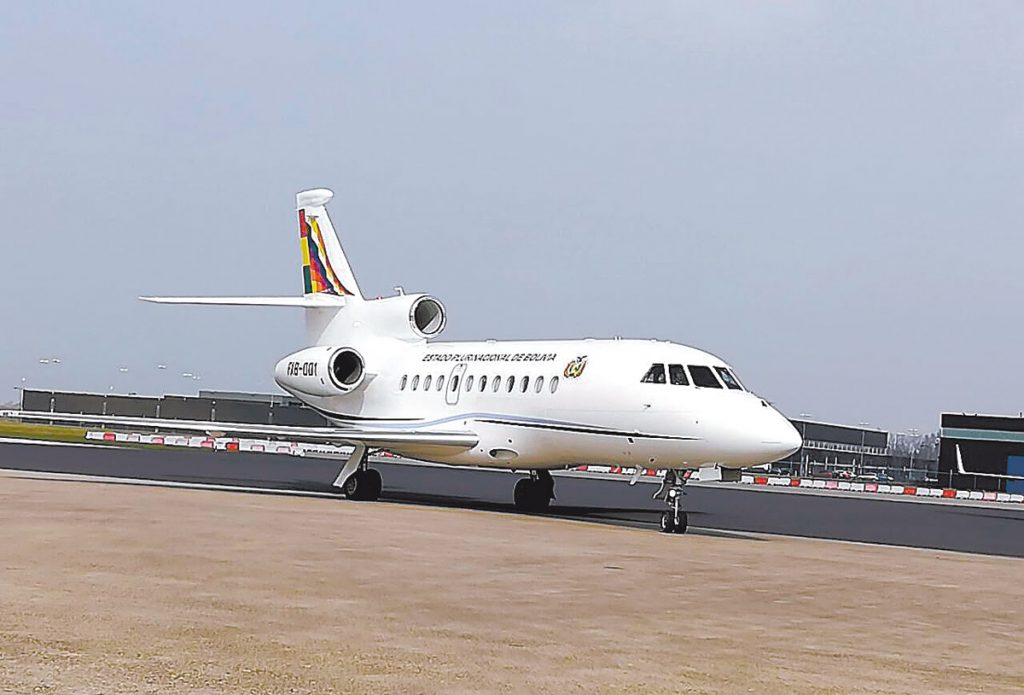 Presidente retorna al país tras participar en la XX Cumbre del ALBA-TCP realizada en Cuba