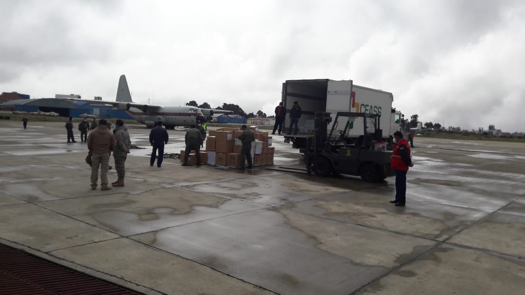 Defensa Civil entrega cerca de 10 toneladas de ayuda humanitaria para 52 familias afectadas por riadas en Pando