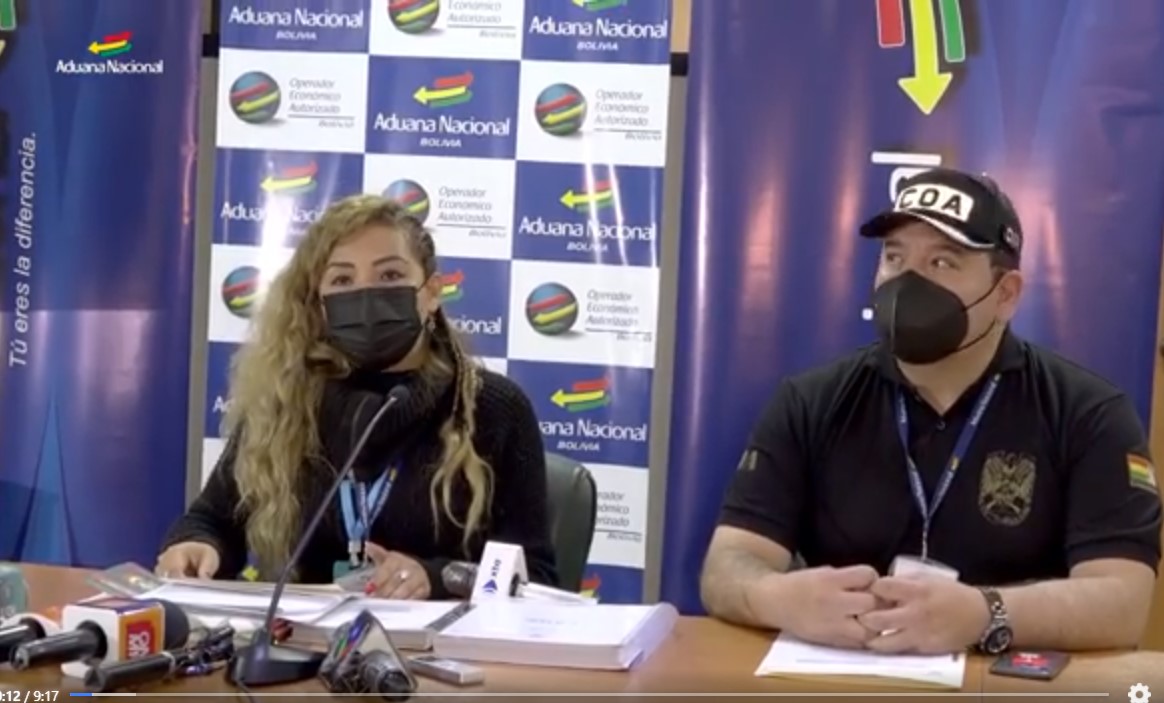 Aduana intercepta camiones en la vía Abapó-Pailón e incauta 286 toneladas de contrabando