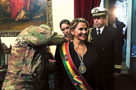 Viceministro: Desde que fue aprehendida, se garantizó los derechos de Áñez a la salud, alimentación y a recibir visitas