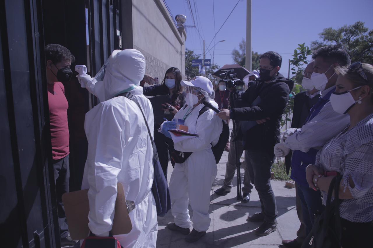 Brigadas Safci-Mi Salud detectan 307 casos de COVID-19 en Cochabamba y entregan medicamentos a pacientes