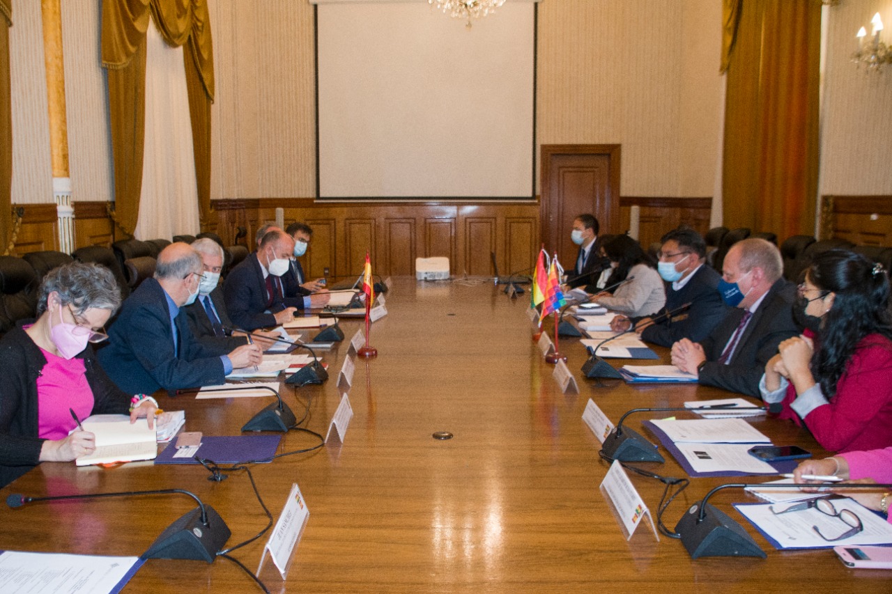 Bolivia y España avanzan en la normalización de sus relaciones bilaterales
