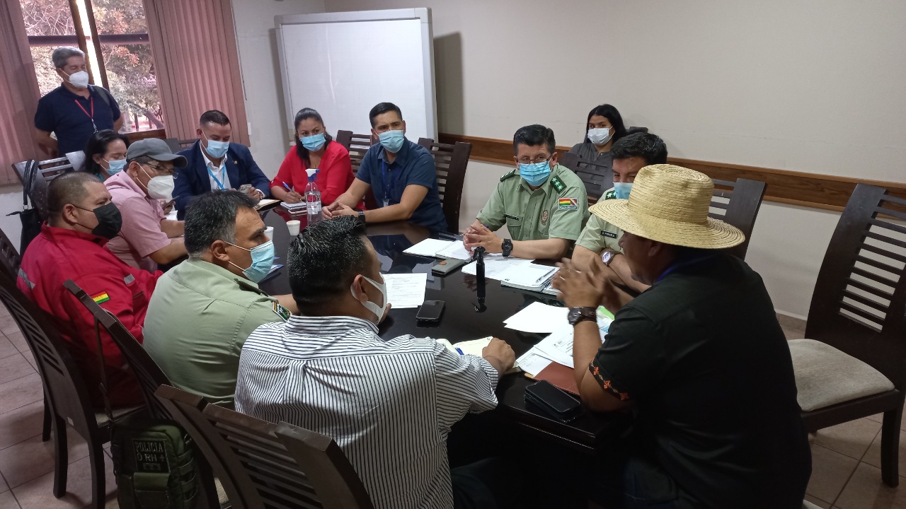 CAO: Instituciones públicas y privadas coordinan acciones para mitigar incendios forestales