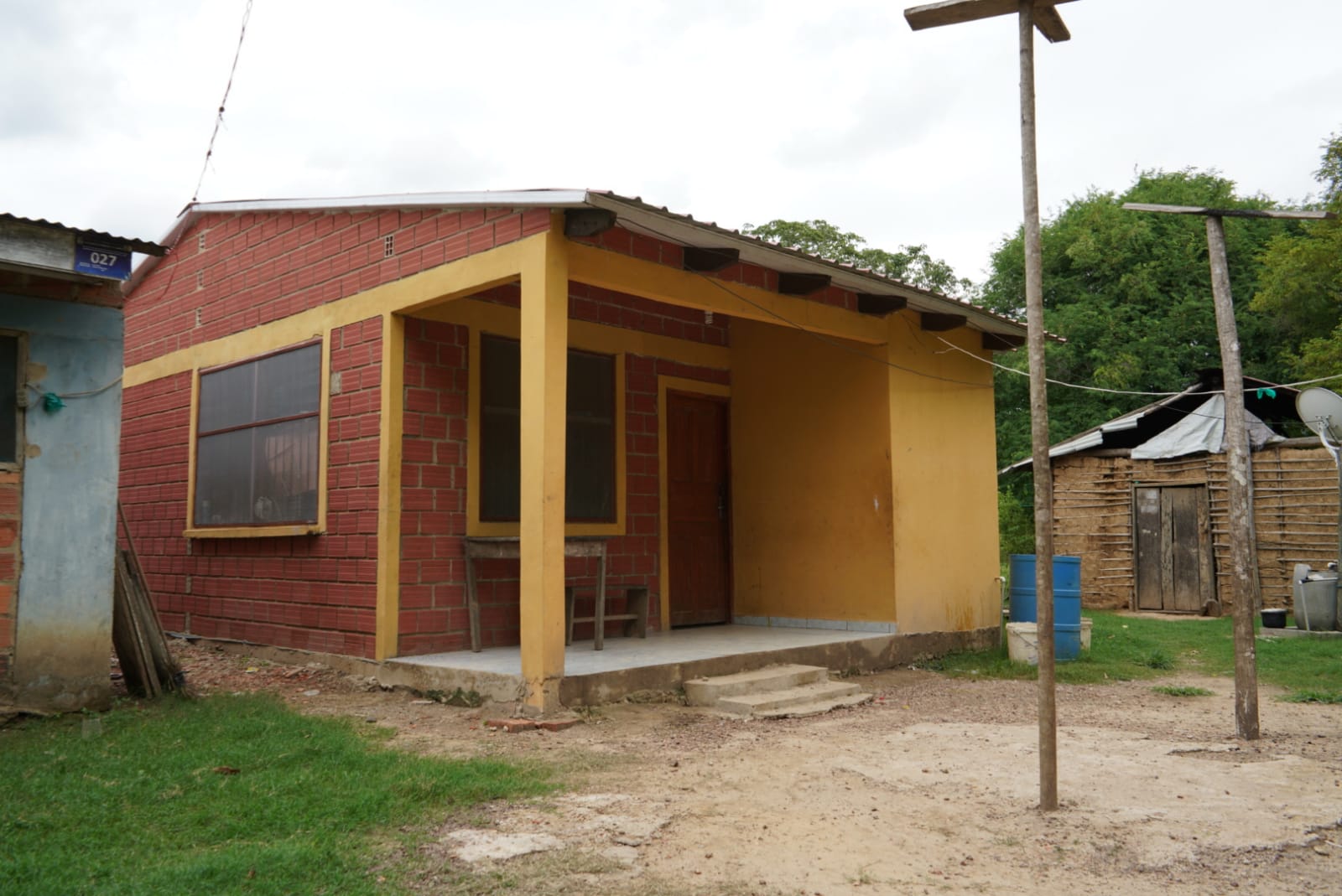 Presidente entrega viviendas sociales a 68 familias del municipio de San Andrés en Beni