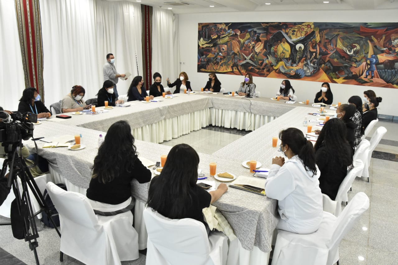 Medios estatales conforman un Comité de Género para garantizar la equidad desde el periodismo