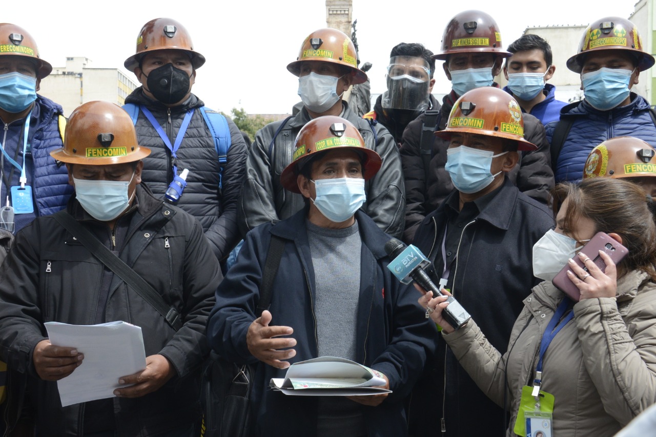 Mineros del norte de Potosí expresan respaldo al gobierno de Arce ante afanes desestabilizadores de la derecha
