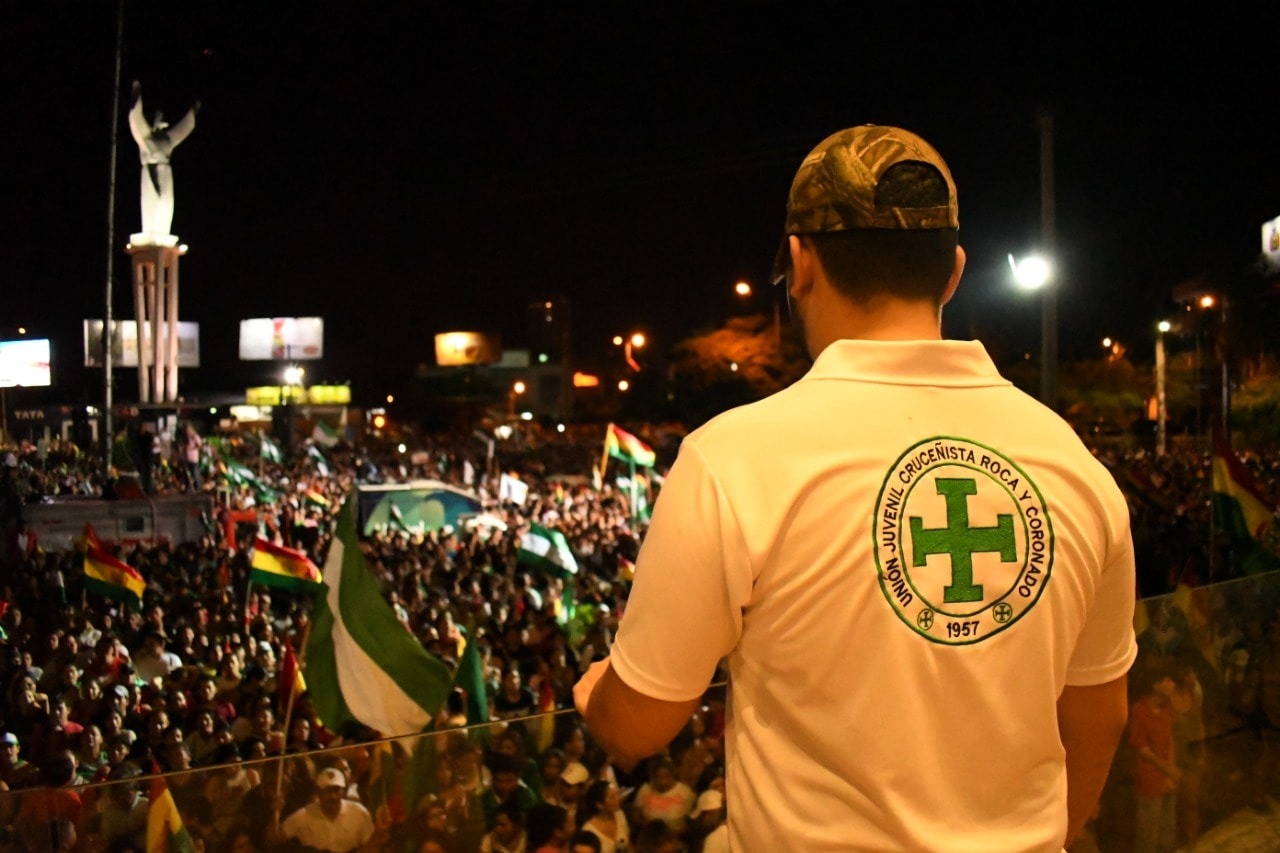 Heridos de bala y víctimas de armas letales que fueron atacados por la Unión Juvenil Cruceñista claman justicia