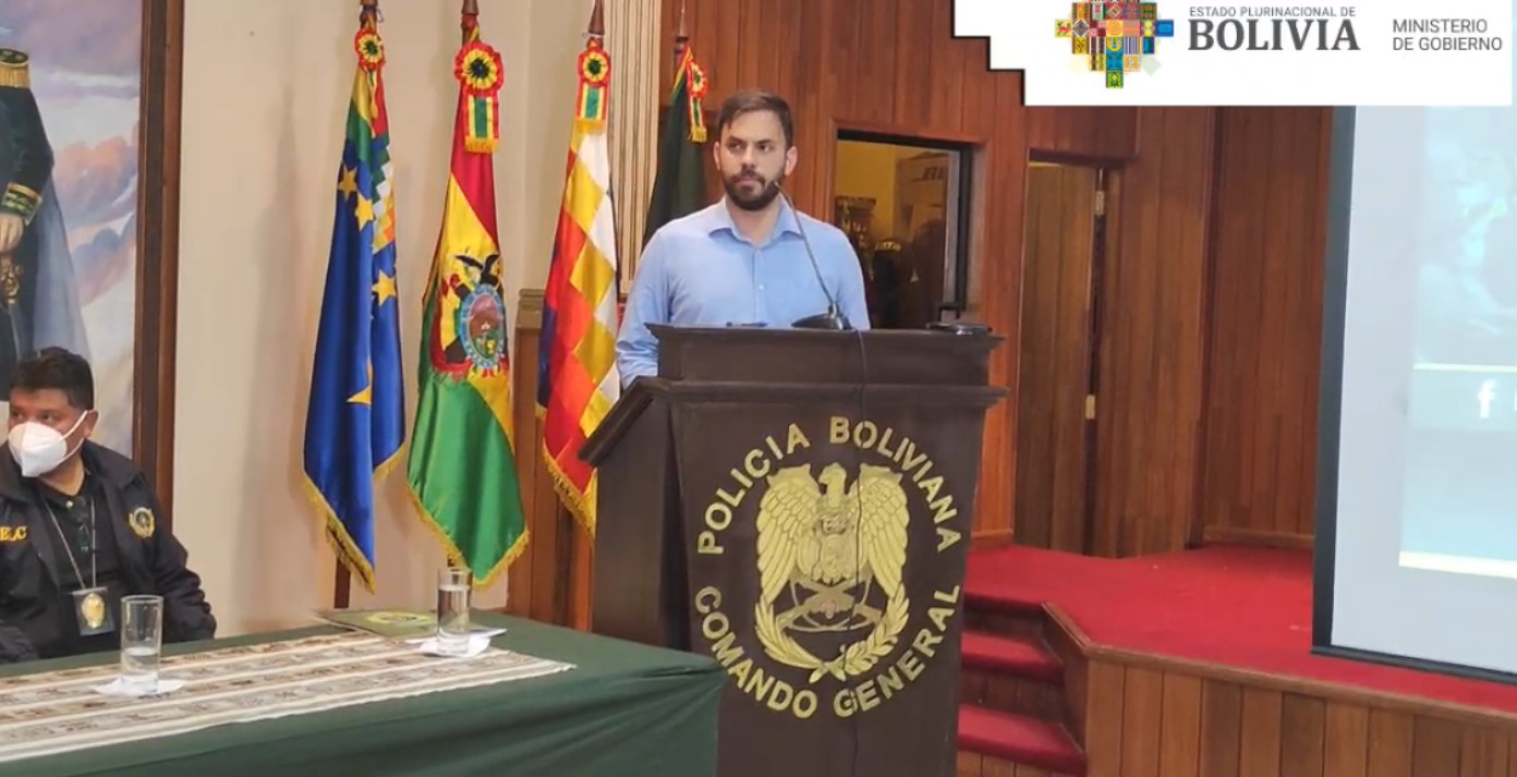 Gobierno: Jeanine Áñez habría pretendido generarse una autolesión pero su salud se encuentra completamente estable