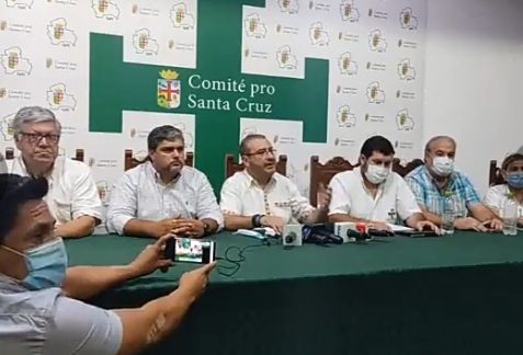 Diputados aseguran que paro de cívicos cruceños y políticos de oposición atenta contra la economía popular
