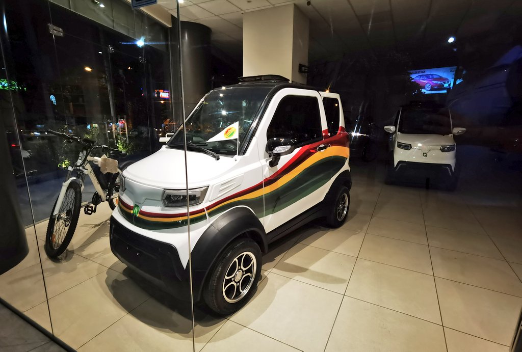 La empresa cochabambina Quantum exportará autos eléctricos a Chile y Venezuela