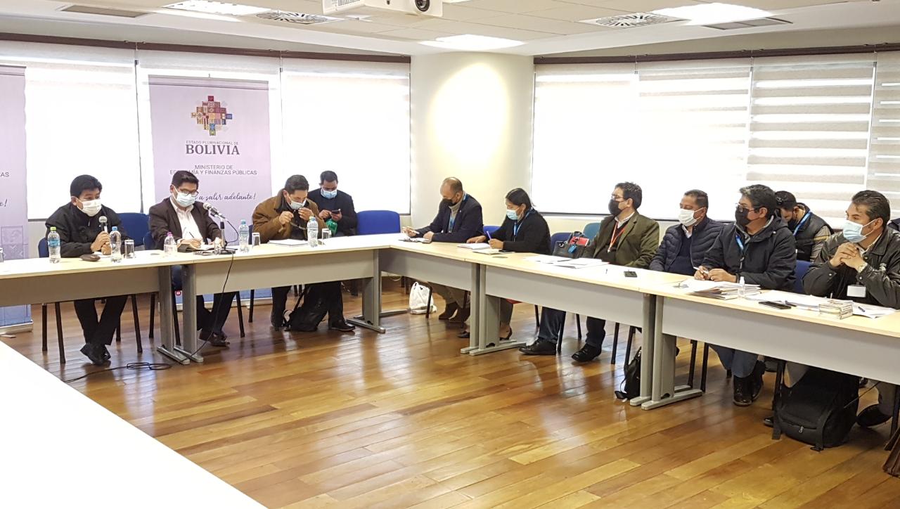 Gobierno y trabajadores de Aasana sostienen reunión para atender sus demandas