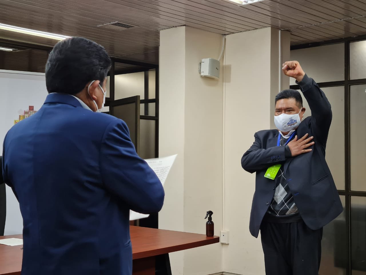 Sergio Choque es posesionado como nuevo gerente ejecutivo de Mi Teleférico