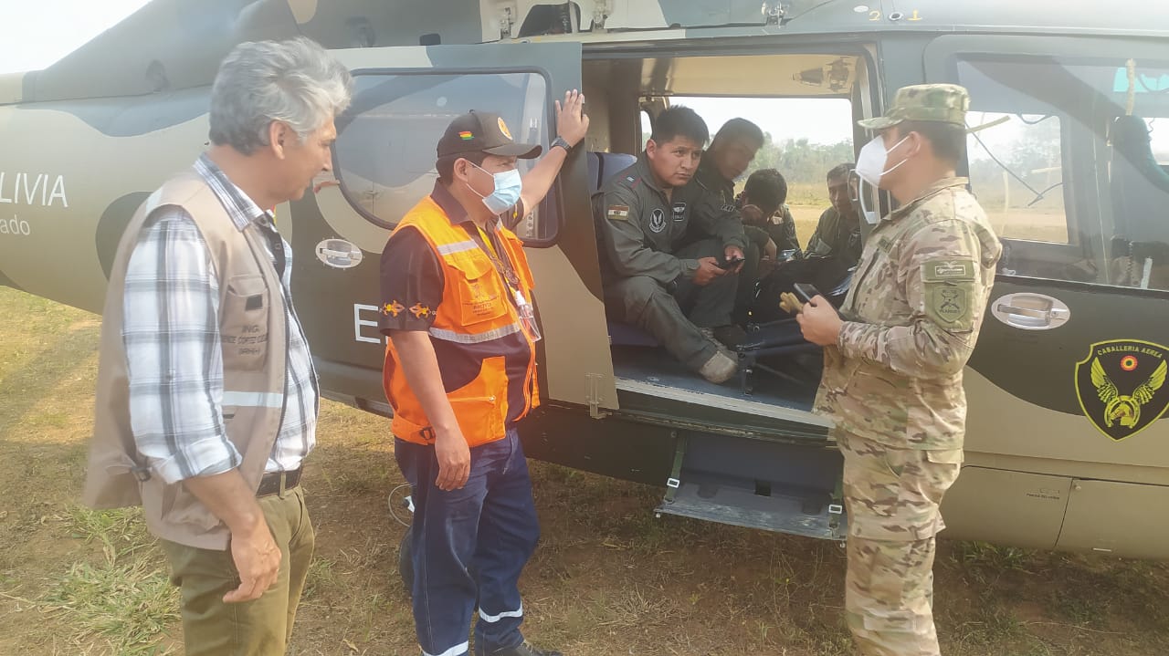 Defensa Civil realiza sobrevuelo en Concepción para identificar áreas afectadas por incendios