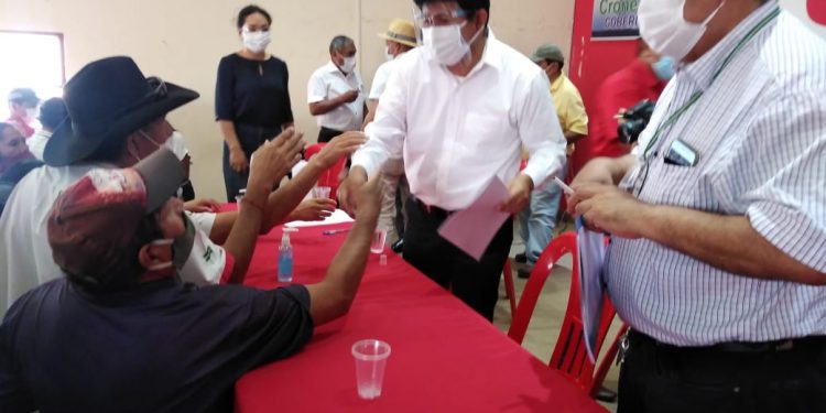 Socializan proyecto de la Hidrovía Ichilo - Mamoré con organizaciones sociales de Santa Cruz