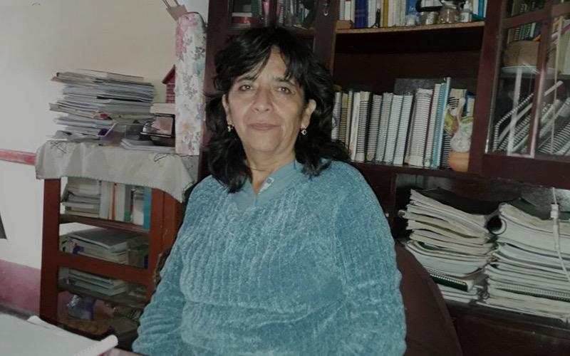 Senado aprueba resolución que reconoce trayectoria de profesora Fátima Torrejón en enseñanza de matemáticas y física