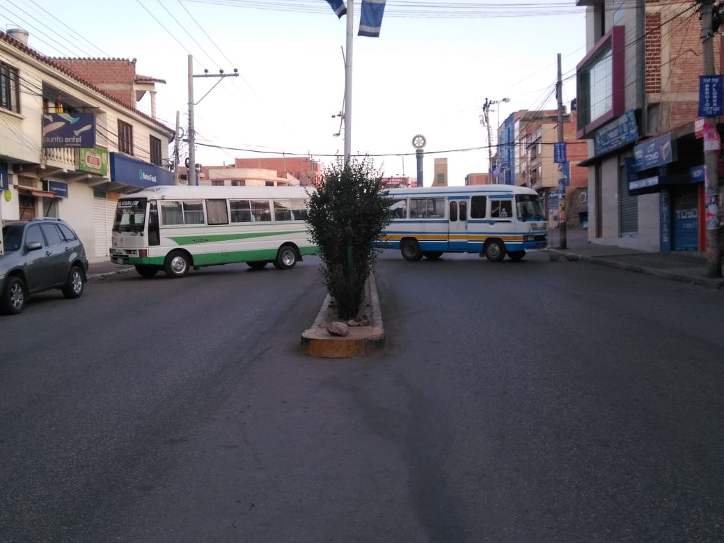 Sindicato de Transportistas “San Cristóbal” de Chuquisaca anuncia que no acatará el paro