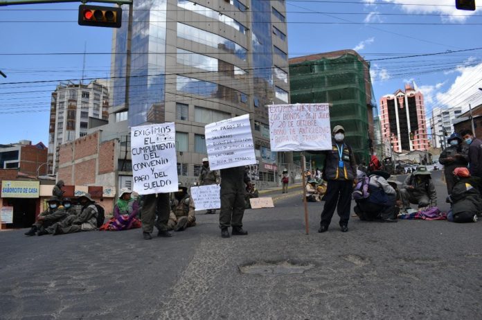 Analista: Revilla tuvo una gestión marcada por la corrupción y priorizó contratación excesiva de personal antes que obras