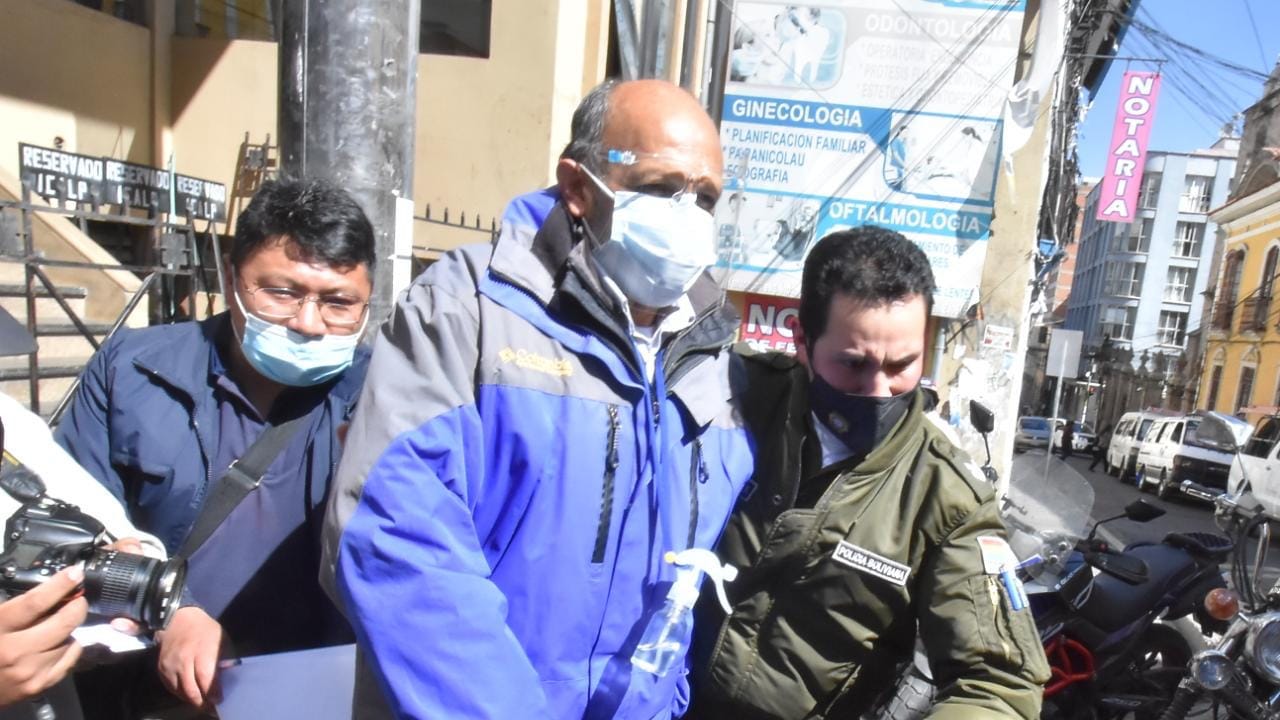 Fiscalía aprehende a tres exjefes militares por las masacres de Senkata, Sacaba y Betanzos