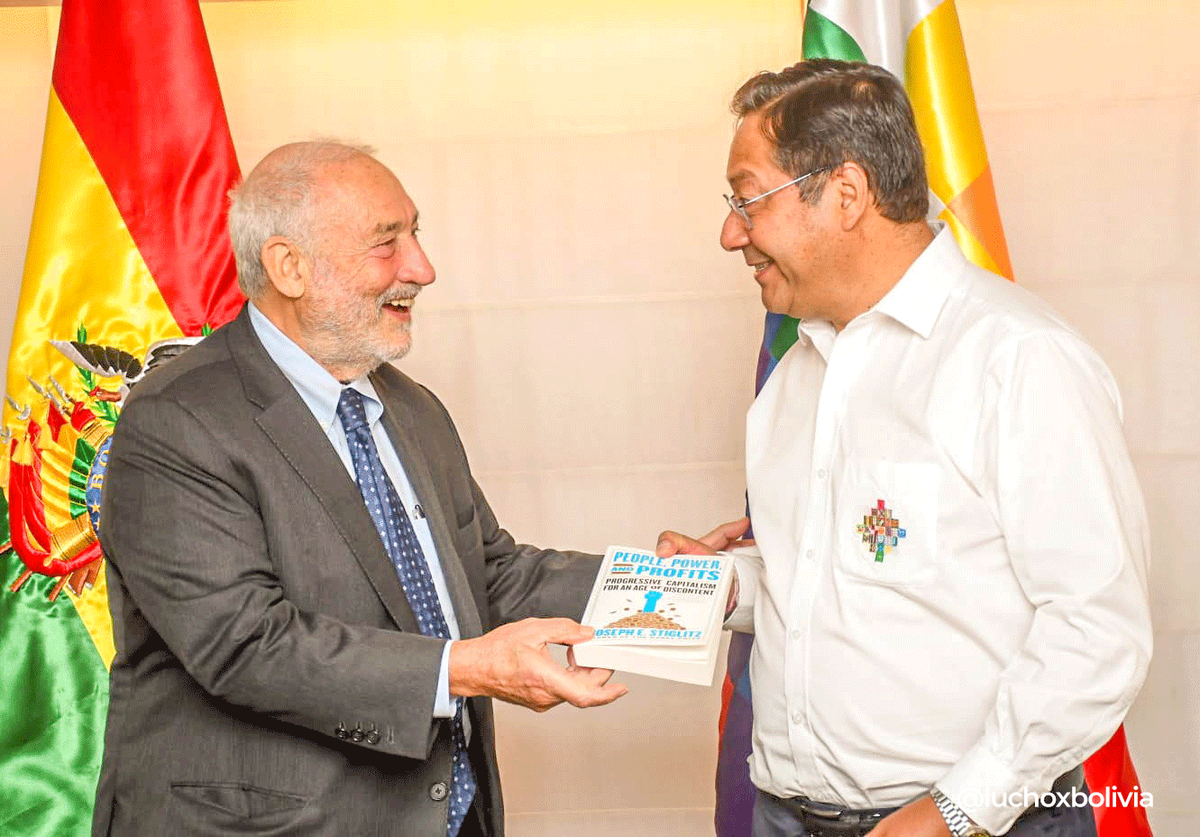 Presidente Arce se reúne en Nueva York con Joseph Stiglitz, premio nobel de Economía