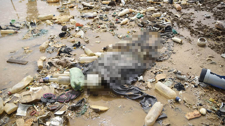 Encuentran el cadáver de una persona durante trabajos de limpieza en el lago Uru Uru