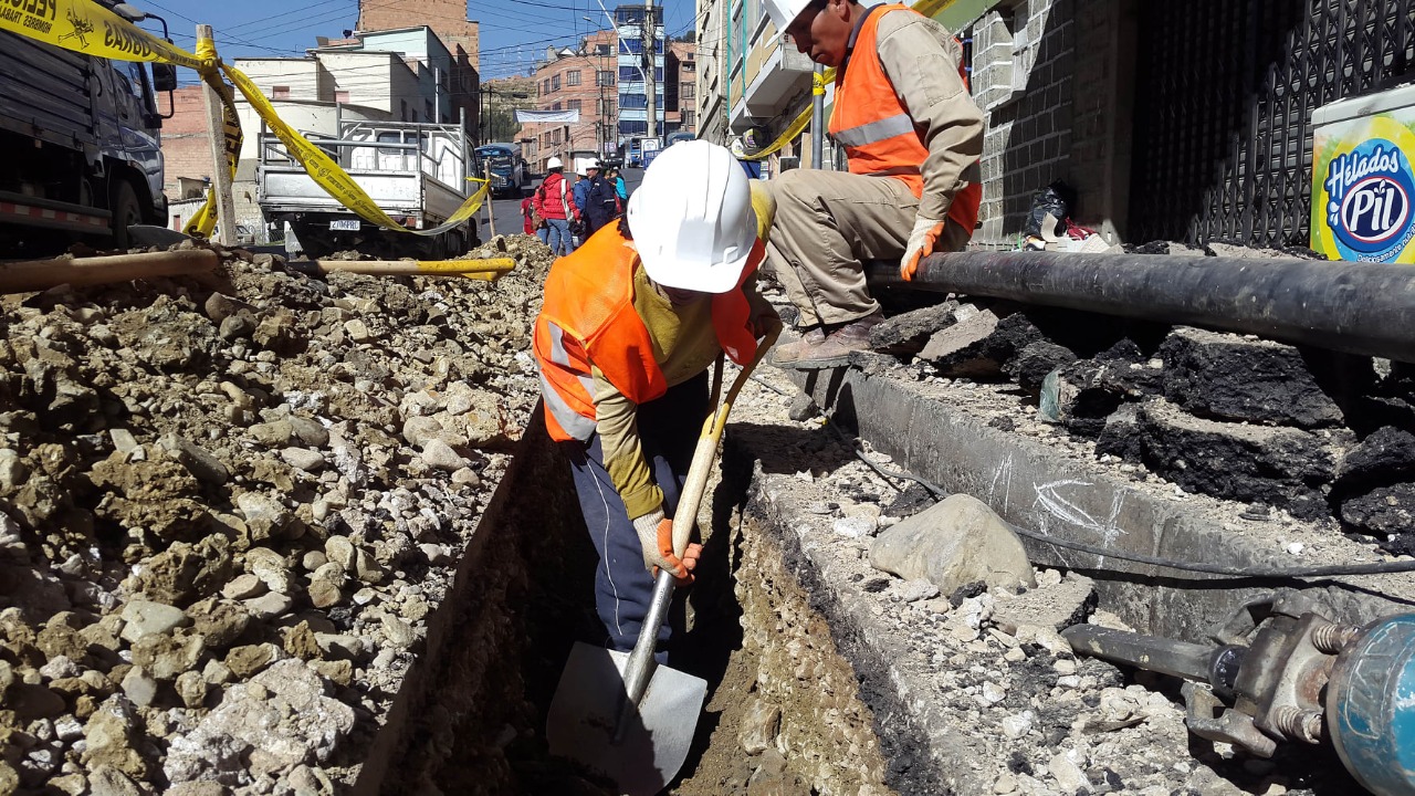 YPFB instalará cerca de 5.000 conexiones de gas domiciliario en localidades mineras de Oruro y Potosí