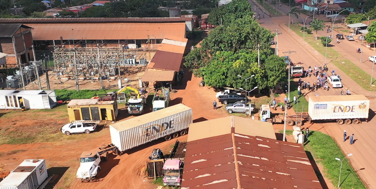 Llegan tres generadores de ENDE a Riberalta para elevar oferta de energía eléctrica