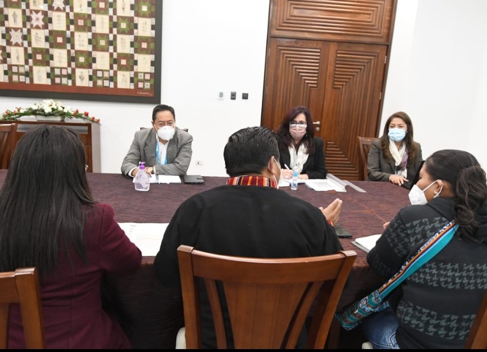 Presidente Arce reafirma a gremiales que pueden acceder a un periodo de gracia para pagar sus créditos