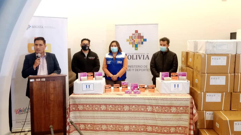 Hospital de Clínicas recibe medicinas e insumos por valor de Bs 3 millones para atención de pacientes con COVID-19