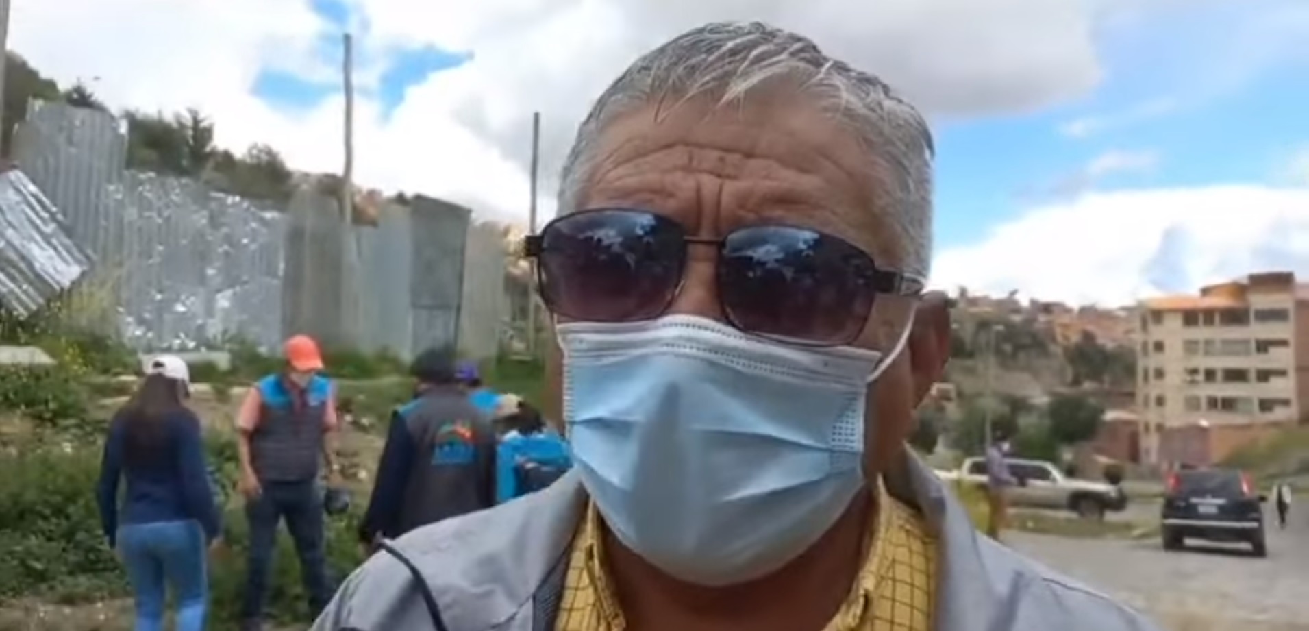 Padres de familia denuncian que Iván Arias descuidó escuelas y dotación de insumos de bioseguridad