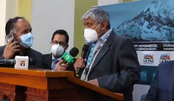 Arias sufre una derrota judicial: Sala Constitucional rechazó su pedido para que la vacuna anticovid sea obligatoria