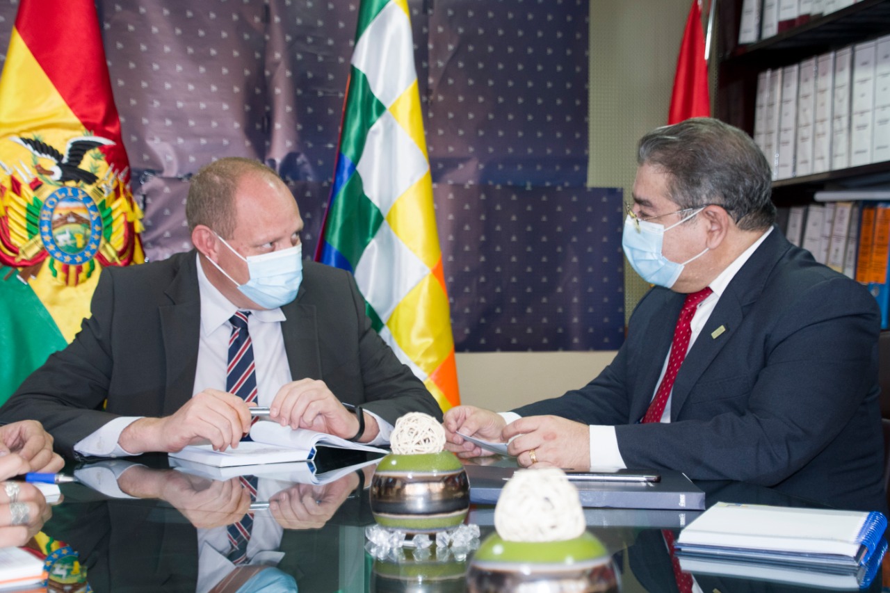 Viceministerio de Comercio Exterior y el IBCE acuerdan reactivación de la agenda de comercio