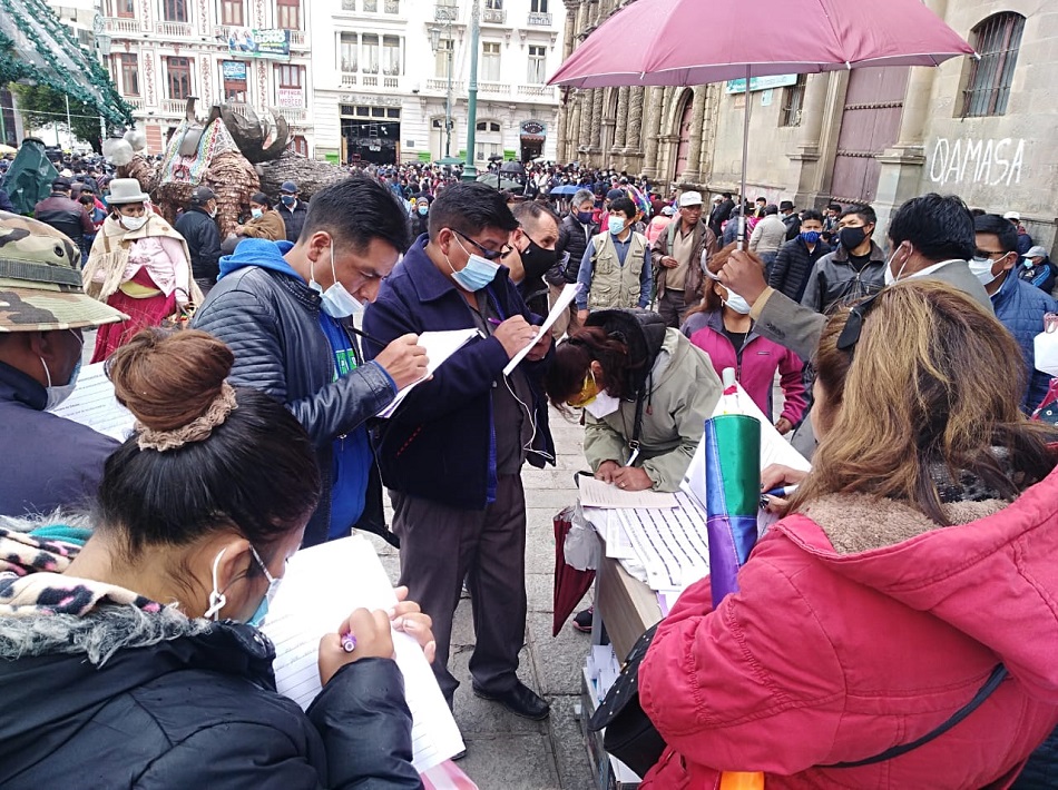 Gobierno sistematiza más de 1.000 propuestas para encarar modificación de la Ley 348