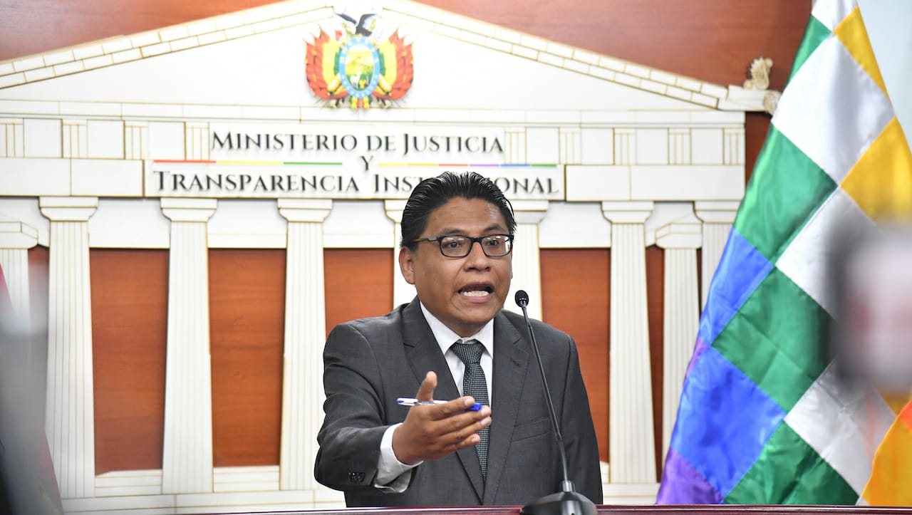 Lima: Ampliación de plazo de detención preventiva de Áñez “no es una sanción”