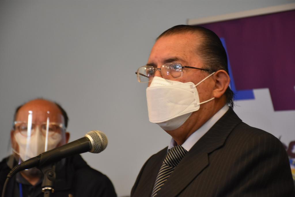 Exministro Pozo se encuentra estable y responde al tratamiento contra el COVID-19