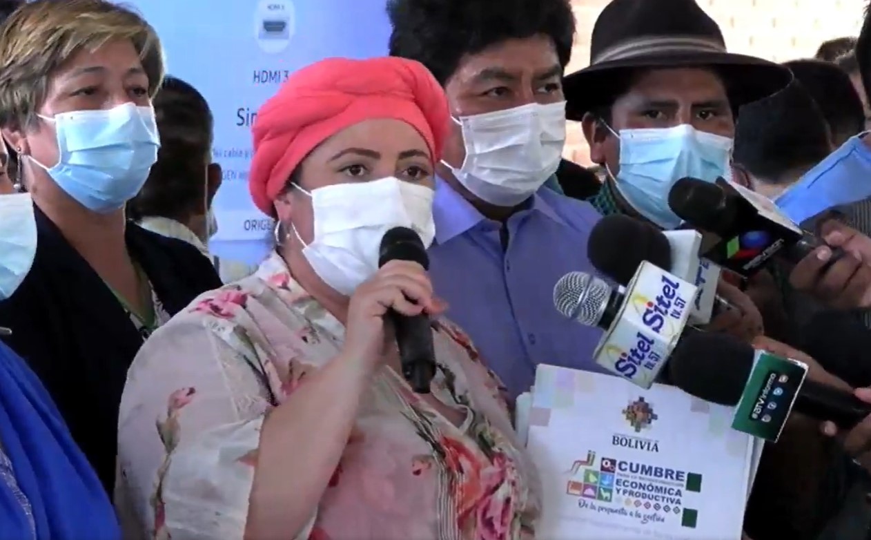 Santa Cruz: Cumbre de reconstrucción económica propone crear empleos y erradicar la violencia y la discriminación