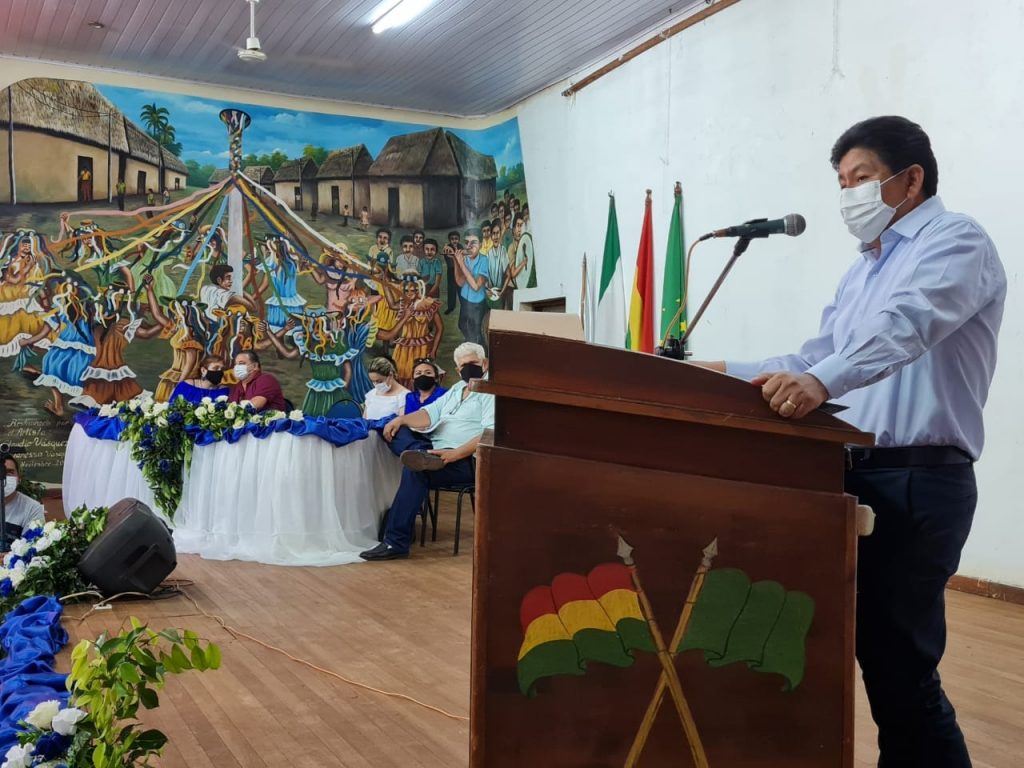 Montaño presenta el proyecto Hidrovía Ichilo - Mamoré en Guayaramerín